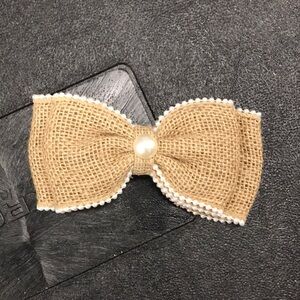 Rustic Tan Burlap Bow with Pearl Edging